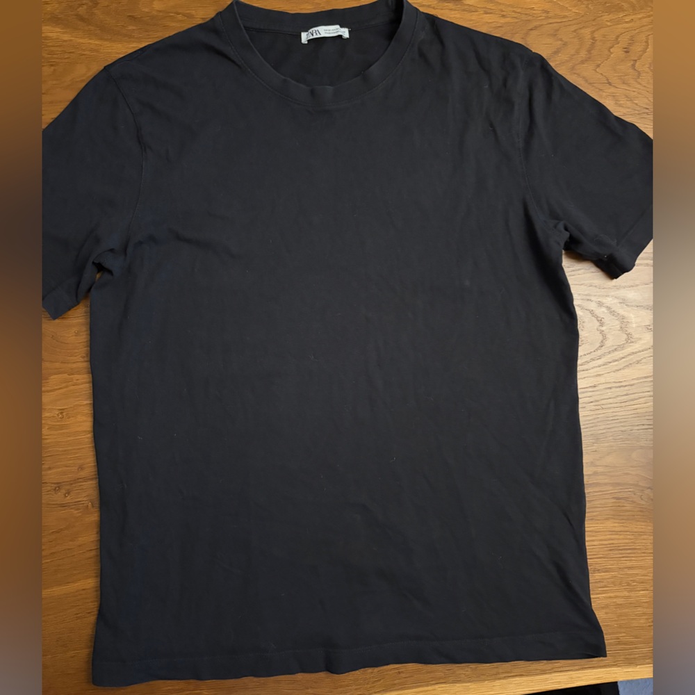 Zara Men's Black Short Sleeve Tee